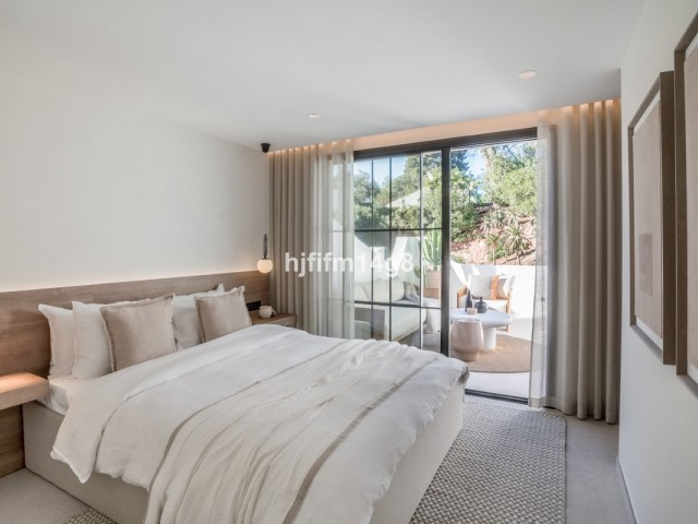 5 Bedrooms Townhouse in Nueva Andalucía