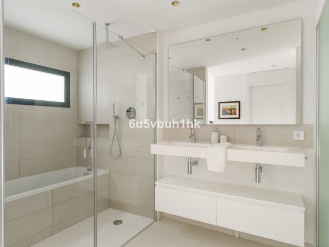 3 Bedrooms Apartment in Fuengirola