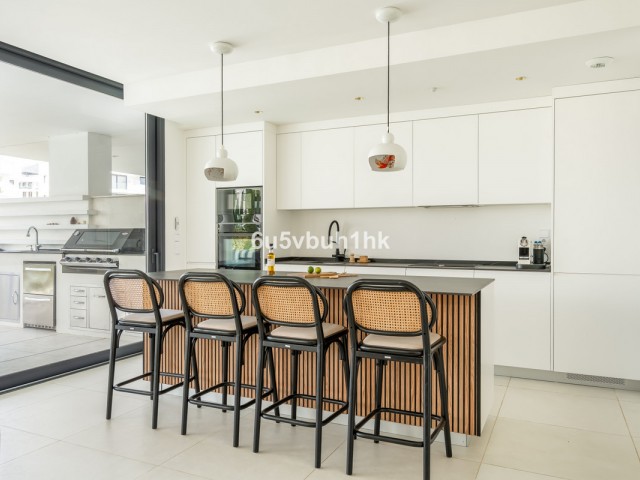 3 Bedrooms Apartment in Fuengirola