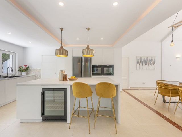 5 Bedrooms Villa in Sotogrande Costa