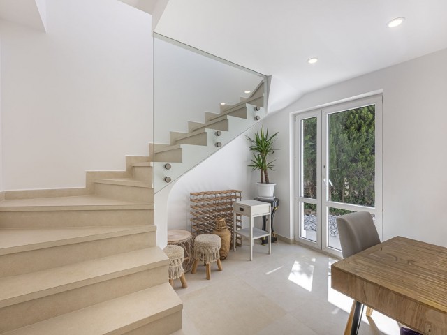 5 Bedrooms Villa in Sotogrande Costa