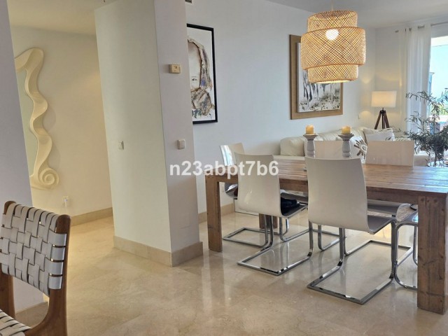 Apartamento con 2 Dormitorios  en Nueva Andalucía