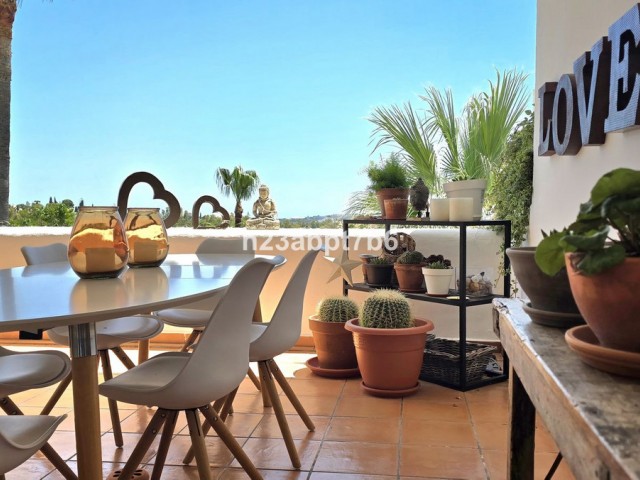 Apartamento con 2 Dormitorios  en Nueva Andalucía