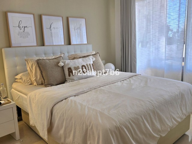 Apartamento con 2 Dormitorios  en Nueva Andalucía