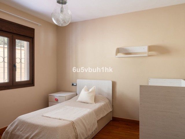 4 Bedrooms Villa in Benalmadena
