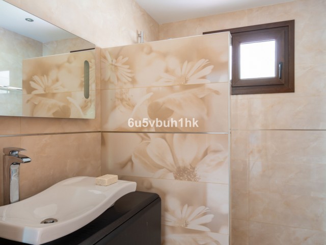 4 Bedrooms Villa in Benalmadena