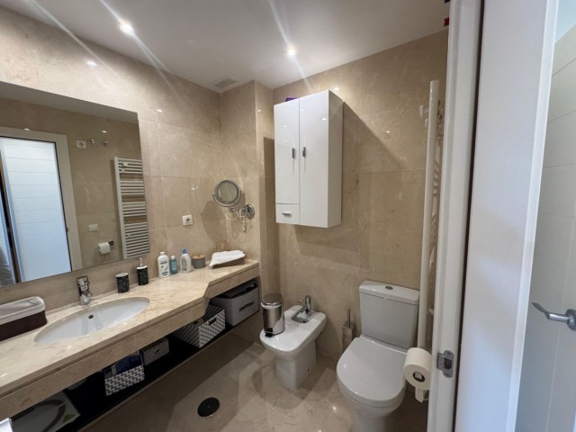 2 Soveroms Leilighet i Estepona