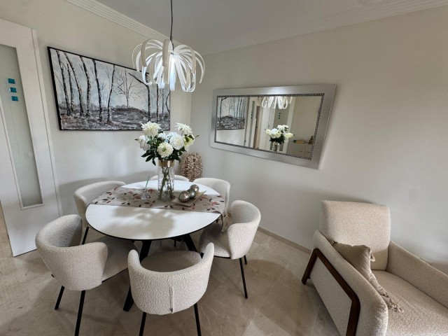 2 Soveroms Leilighet i Estepona