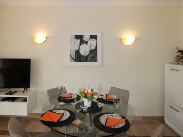 2 Bedrooms Apartment in Elviria