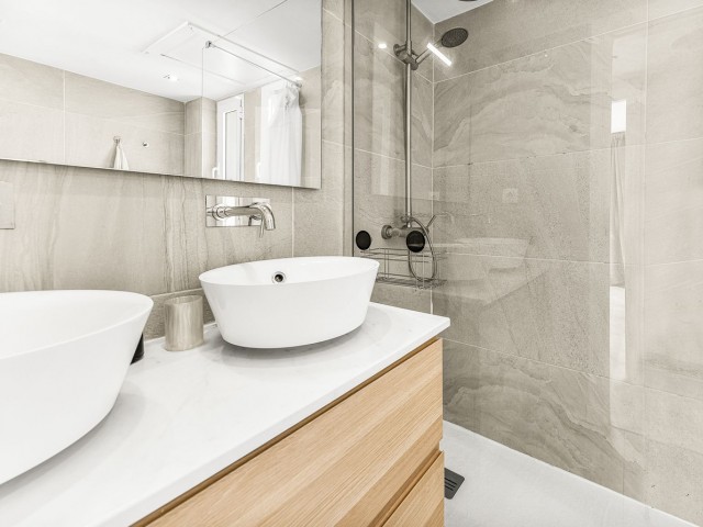 3 Bedrooms Apartment in Nueva Andalucía