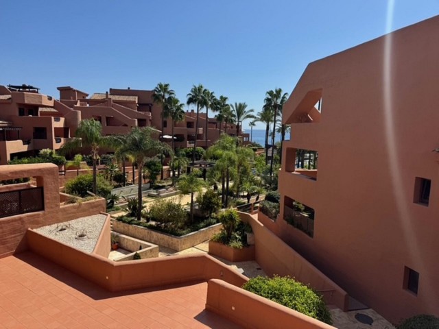 2 Bedrooms Apartment in New Golden Mile