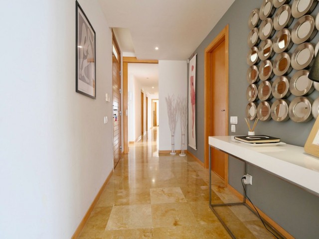 Penthouse i Altos de los Monteros