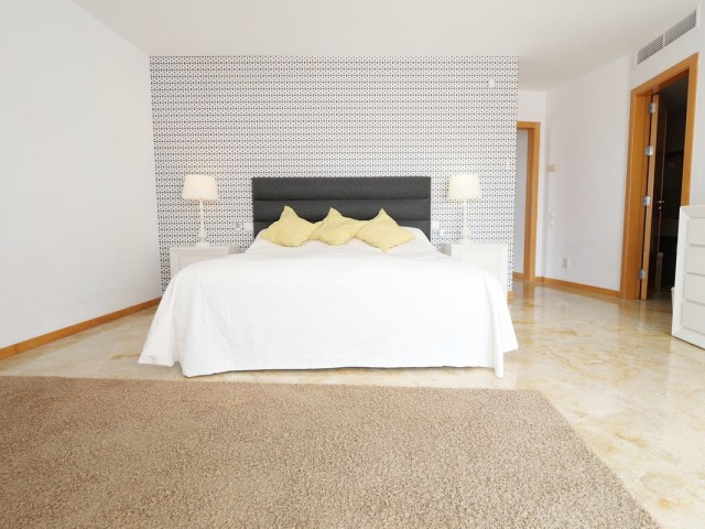 Penthouse i Altos de los Monteros