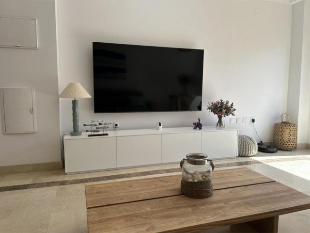 Appartement avec 2 Chambres  à Marbesa