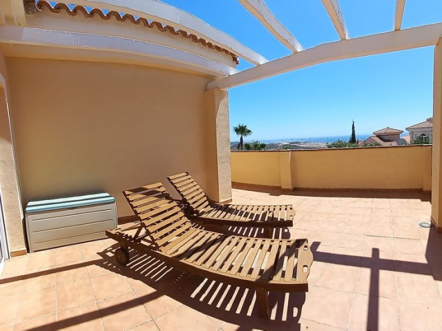 Villa con 4 Dormitorios  en Riviera del Sol