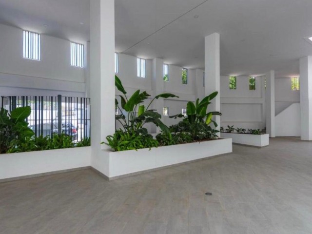 4 Bedrooms Apartment in Estepona