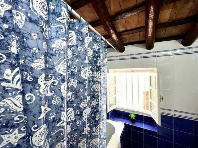 4 Slaapkamer Rijtjeshuis in Estepona