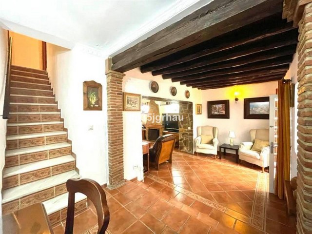 4 Slaapkamer Rijtjeshuis in Estepona