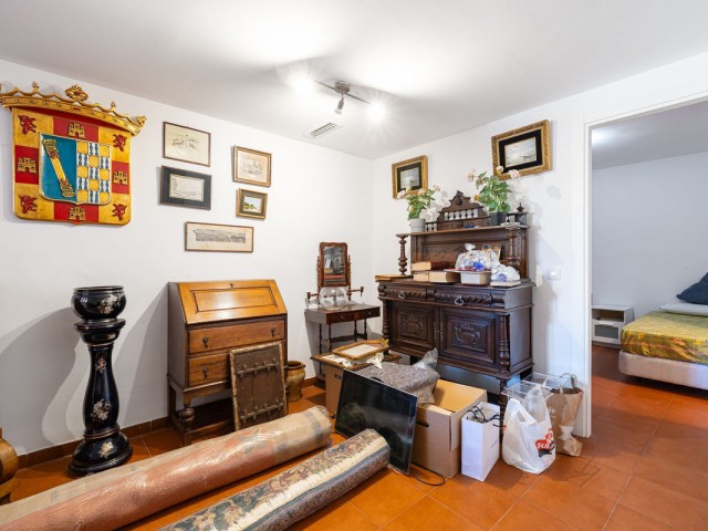 8 Bedrooms Villa in Benalmadena