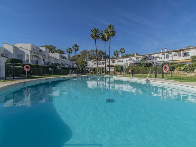 3 Bedrooms Townhouse in Atalaya