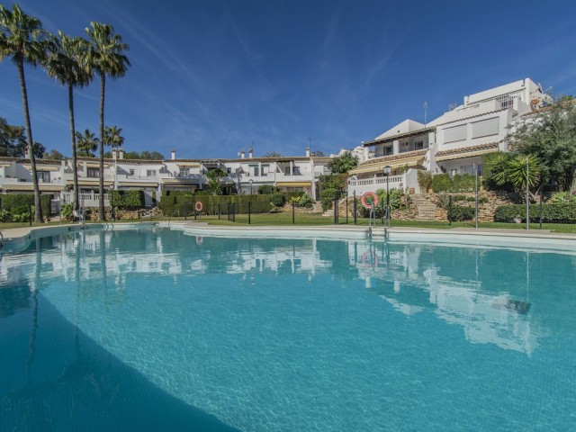 Maison mitoyenne, Atalaya, R5167735