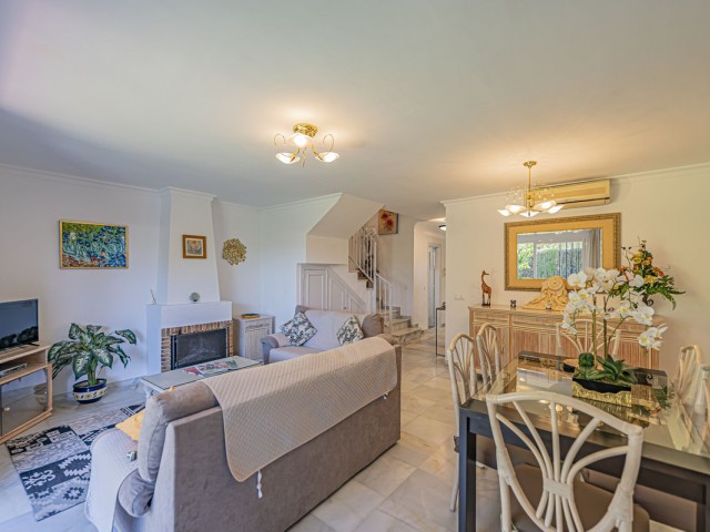 Reihenhaus, Atalaya, R5167735