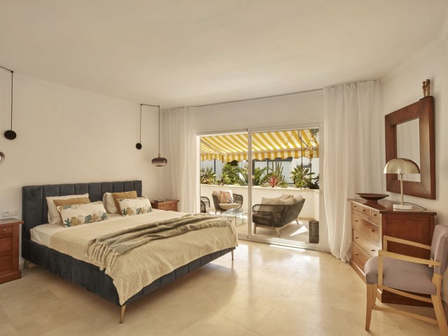 2 Soveroms Leilighet i Estepona