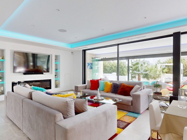 5 Schlafzimmer Villa in La Cala
