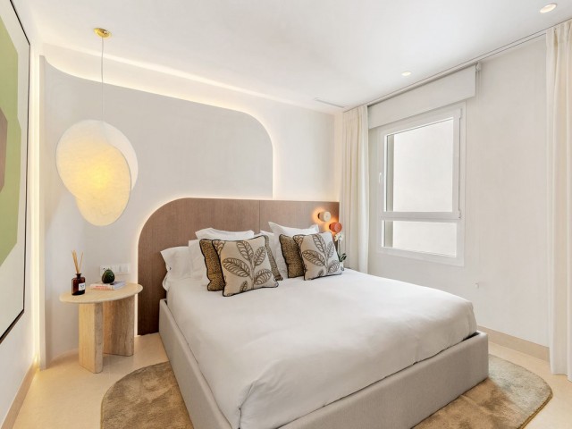 Apartamento con 6 Dormitorios  en Los Monteros