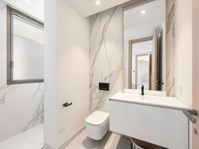 4 Soveroms Villa i Nueva Andalucía