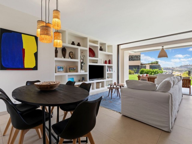 3 Bedrooms Apartment in Benahavís
