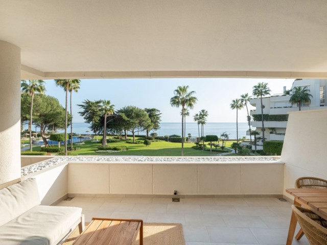 2 Soveroms Leilighet i Estepona