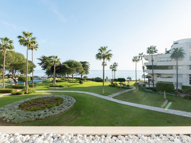 2 Soveroms Leilighet i Estepona