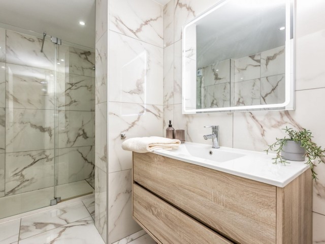 Apartamento con 3 Dormitorios  en Nueva Andalucía