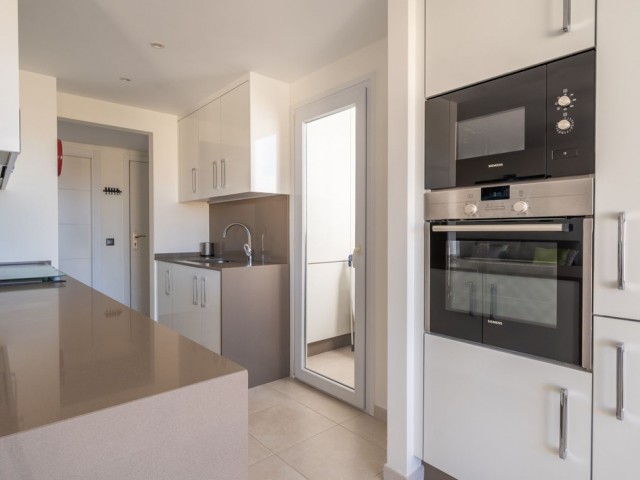 2 Bedrooms Apartment in Estepona