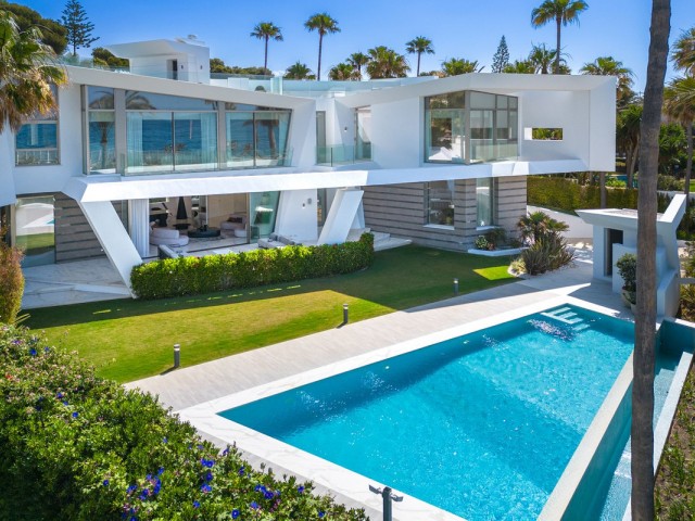 6 Schlafzimmer Villa in Los Monteros