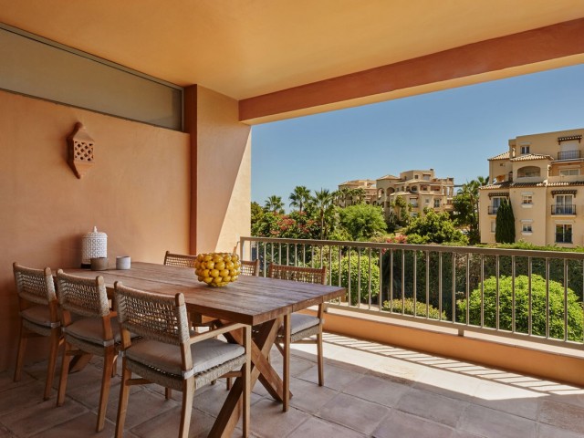 2 Bedrooms Apartment in El Paraiso