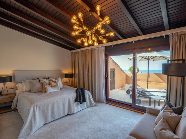3 Bedrooms Apartment in Puerto Banús