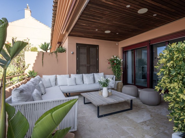 3 Bedrooms Apartment in Puerto Banús