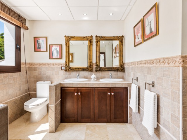 5 Soveroms Villa i Atalaya