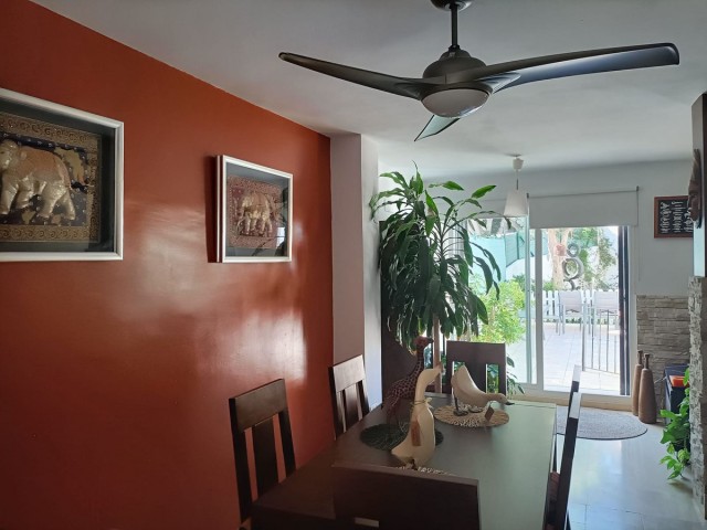 4 Makuuhuoneen Rivitalo Estepona