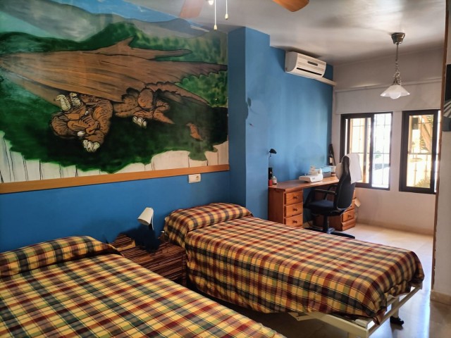 4 Makuuhuoneen Rivitalo Estepona