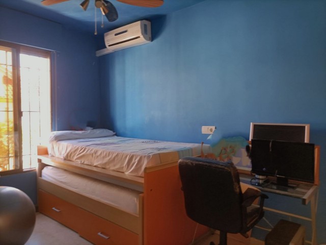 4 Makuuhuoneen Rivitalo Estepona