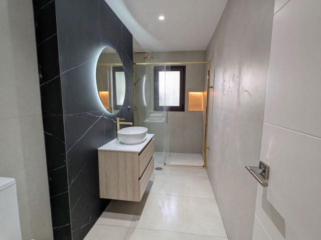 4 Schlafzimmer Apartment in Puerto Banús