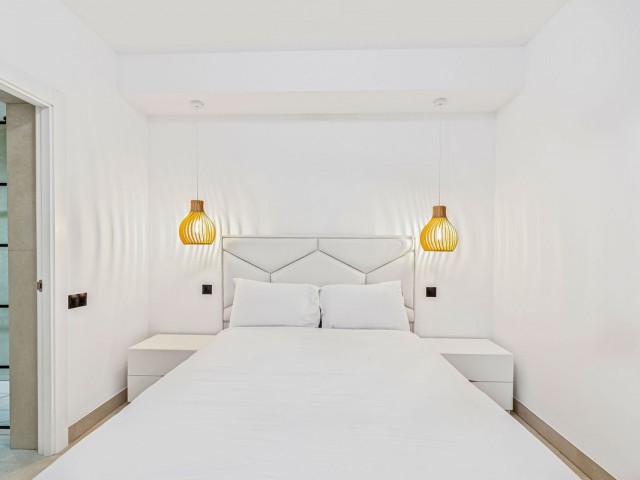 4 Bedrooms Apartment in Puerto Banús