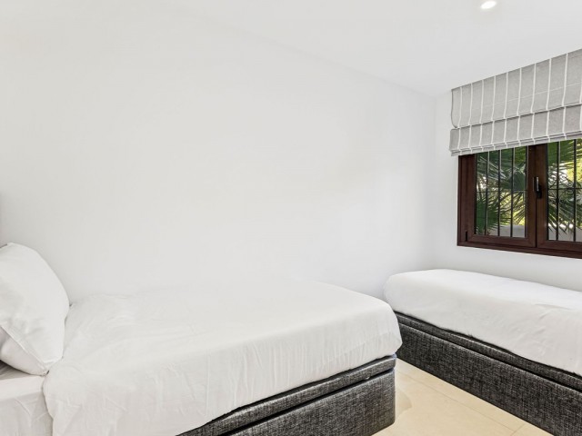 4 Bedrooms Apartment in Puerto Banús