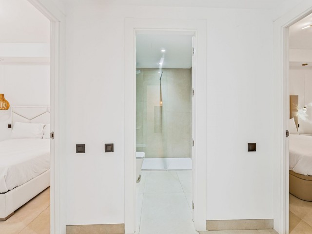 4 Bedrooms Apartment in Puerto Banús