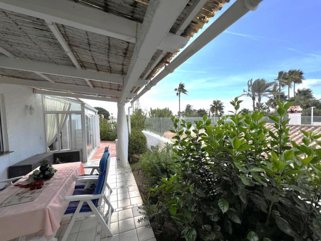 Villa con 3 Dormitorios  en Costabella