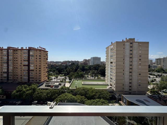 4 Bedrooms Apartment in Málaga Centro