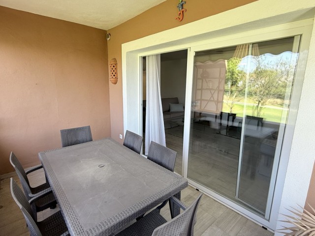 2 Bedrooms Apartment in Guadalmina Alta